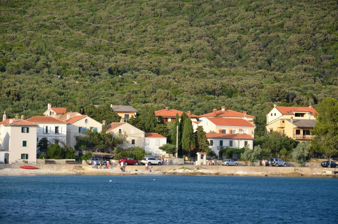 Apartments Martamare Martinšćica Buitenkant foto