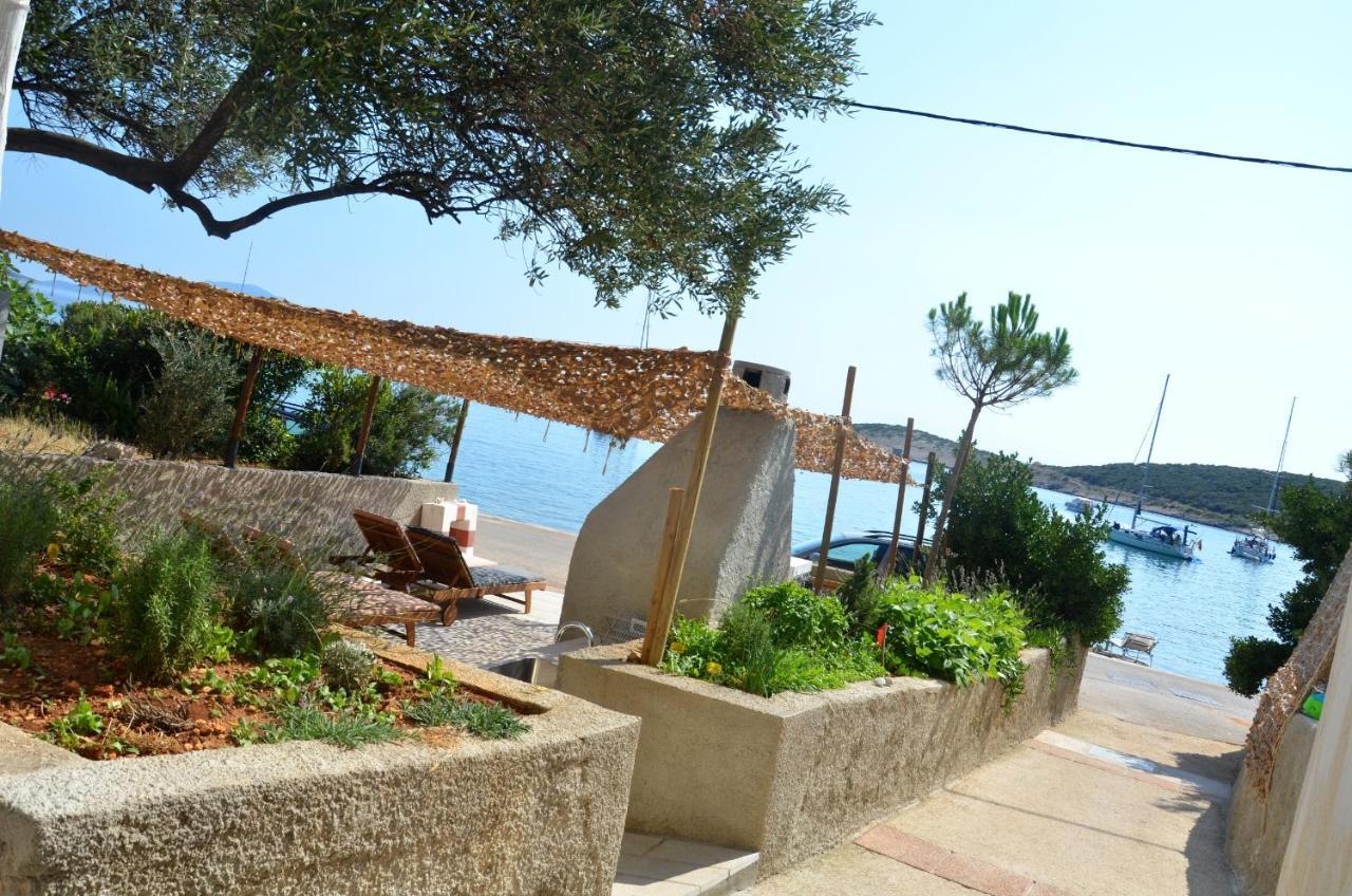 Apartments Martamare Martinšćica Buitenkant foto