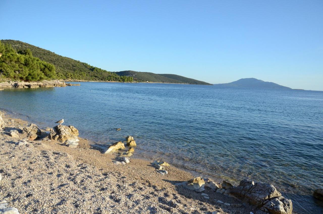 Apartments Martamare Martinšćica Buitenkant foto